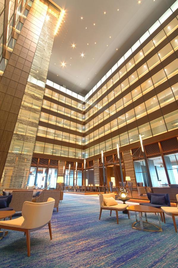 Nagoya Prince Hotel Sky Tower Exterior photo The lobby of the hotel