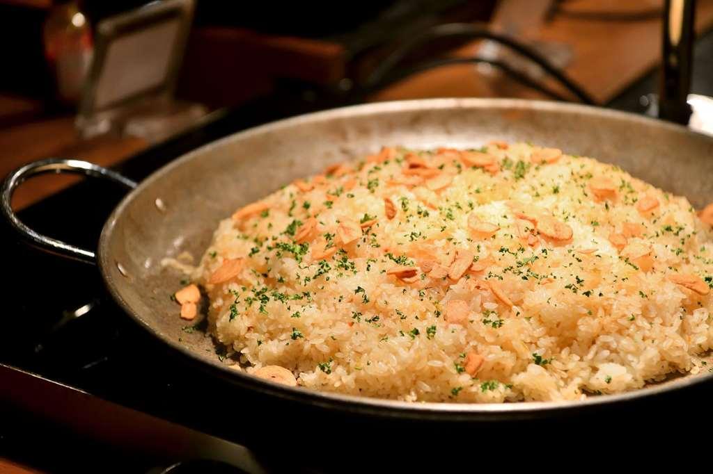 Nagoya Prince Hotel Sky Tower Restaurant photo A pan of chicken and rice casserole