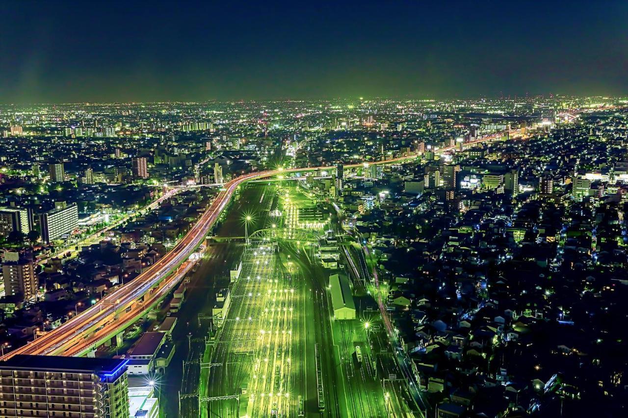 Nagoya Prince Hotel Sky Tower Exterior photo Aerial view of the highway at night